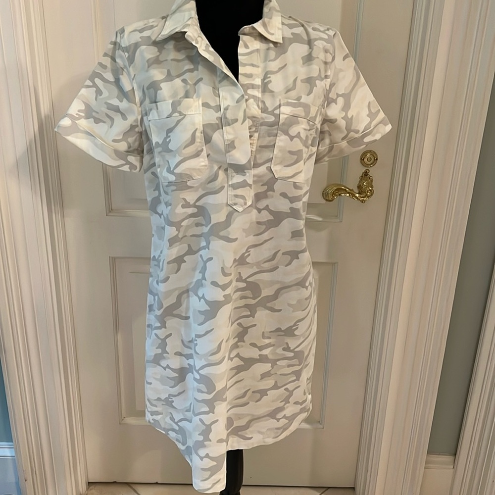 Vineyard Vines White and Light Gray Camo Shirt Dress